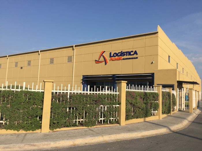 Servicios de Almacenamiento y Logistica